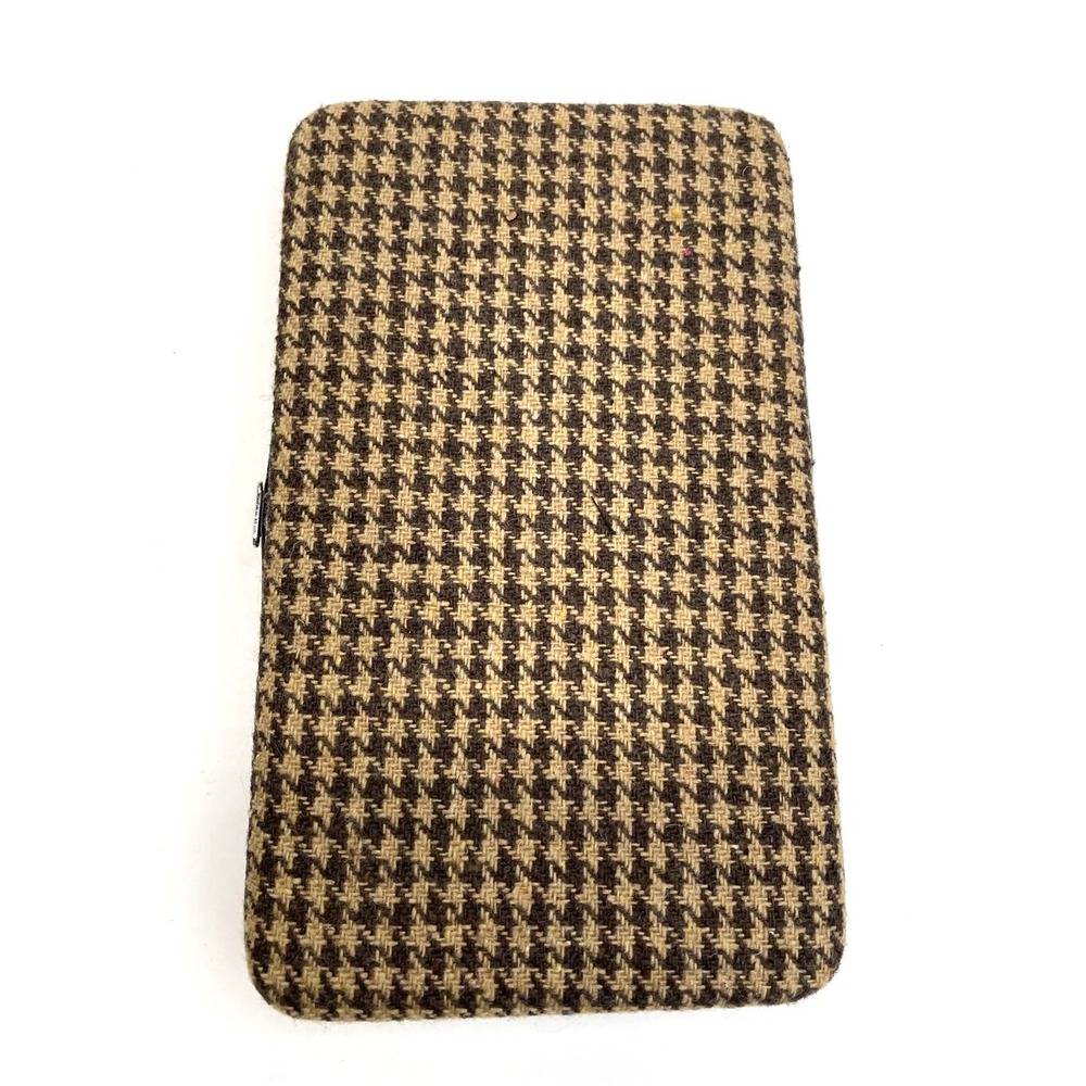 Maurices‎ Brown Tweed Clutch
